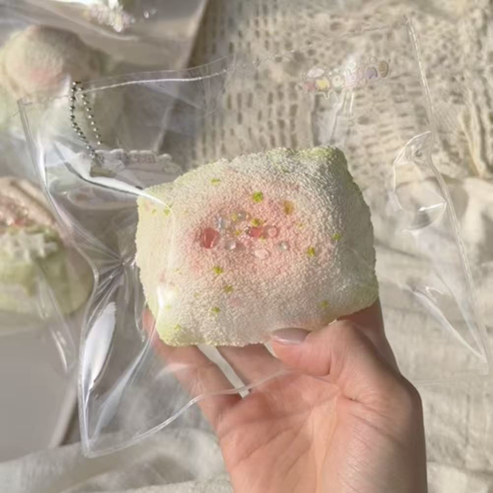 雪餅　春桜まくら